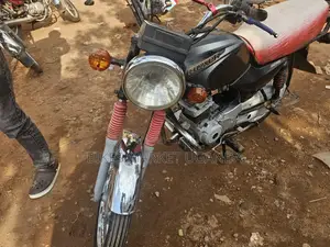 Bajaj Boxer 2016 Black