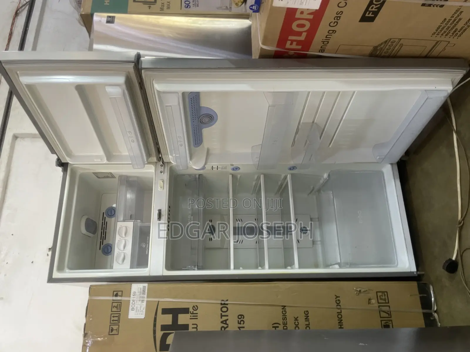 LG 391L Refrigerator