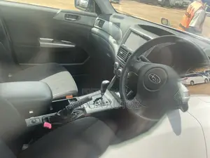 Subaru Forester 2010 Silver