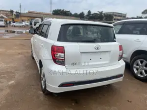 Toyota IST 2009 White