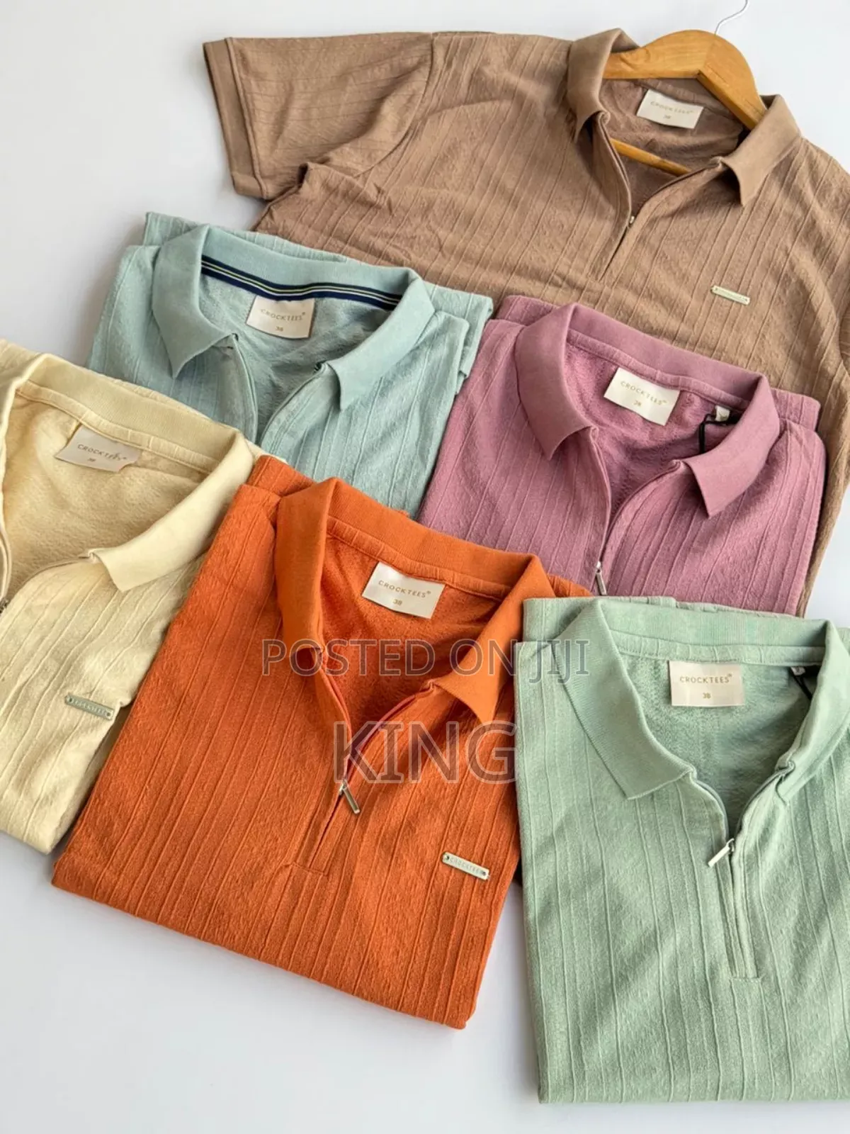 Plush Color Collar T-Shirt