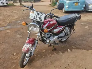 TVS HLX 125 2023 Red