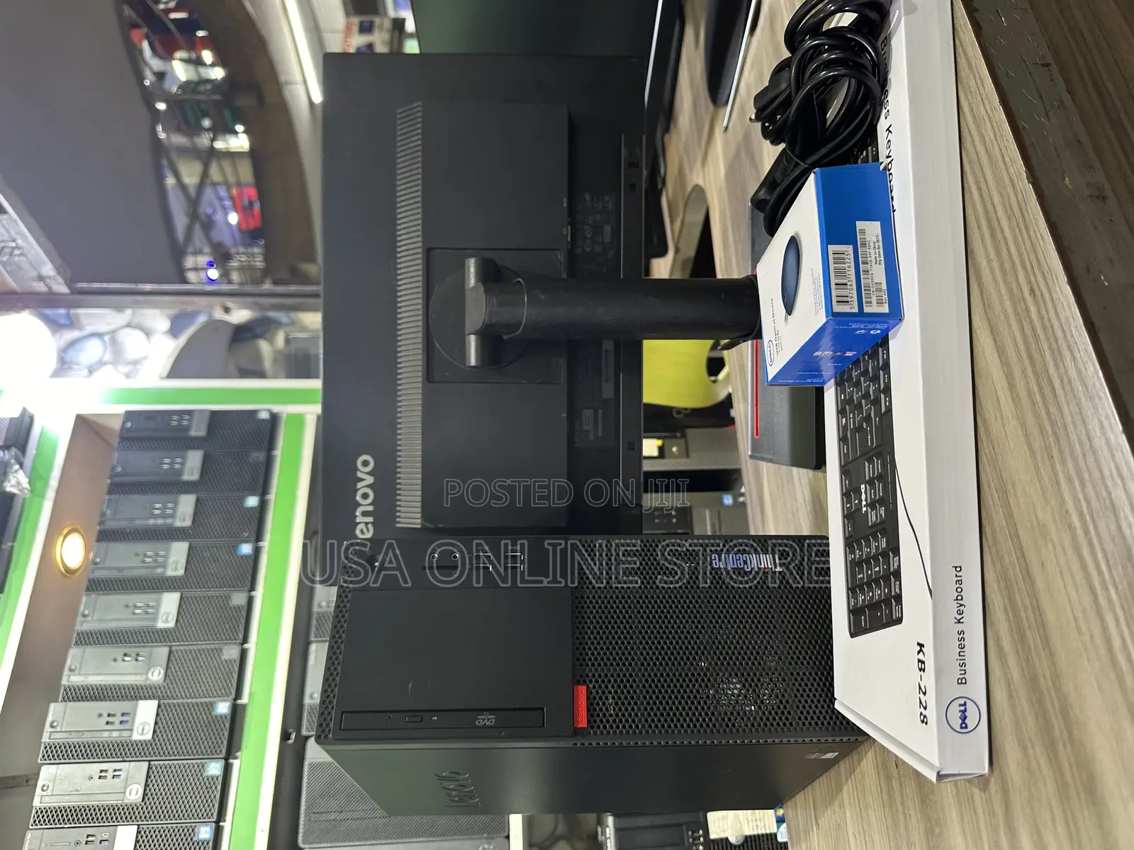 Desktop Computer Lenovo 8GB Intel Core I5 HDD 500GB