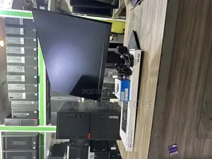 Desktop Computer Lenovo 8GB Intel Core I5 HDD 500GB