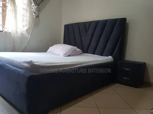 4x6 Bed in Gray Colour.