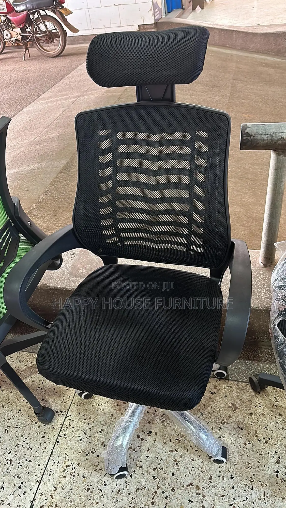 Swivel Headrest Office Chair