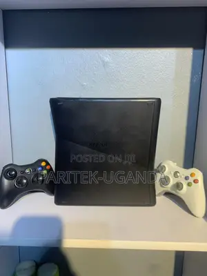 Xbox 360 4GB Console