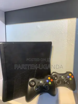 Xbox 360 4GB Console