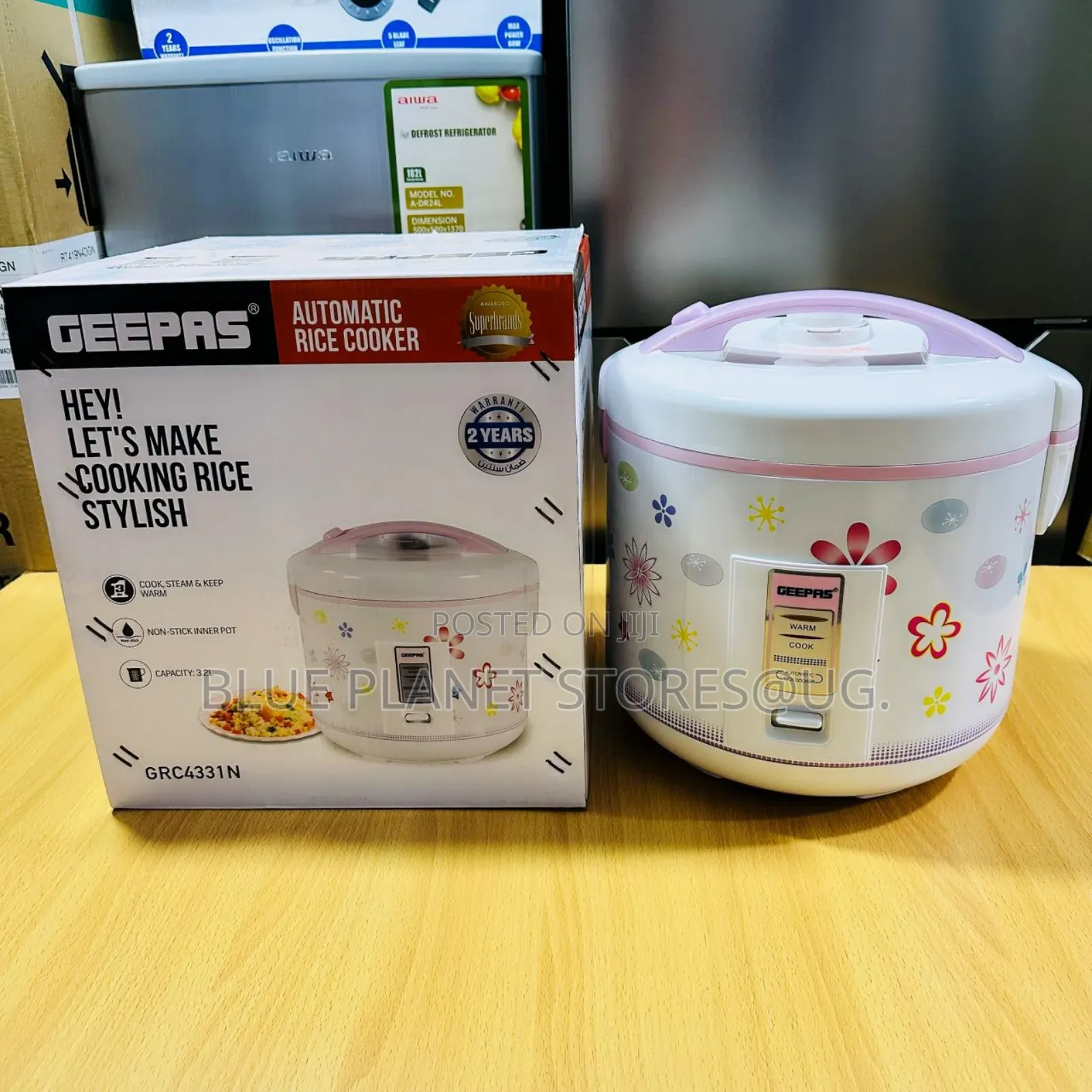 GEEPAS 3.2litres Automatic Rice Cookers \\ 1250w \\ GRC4331N