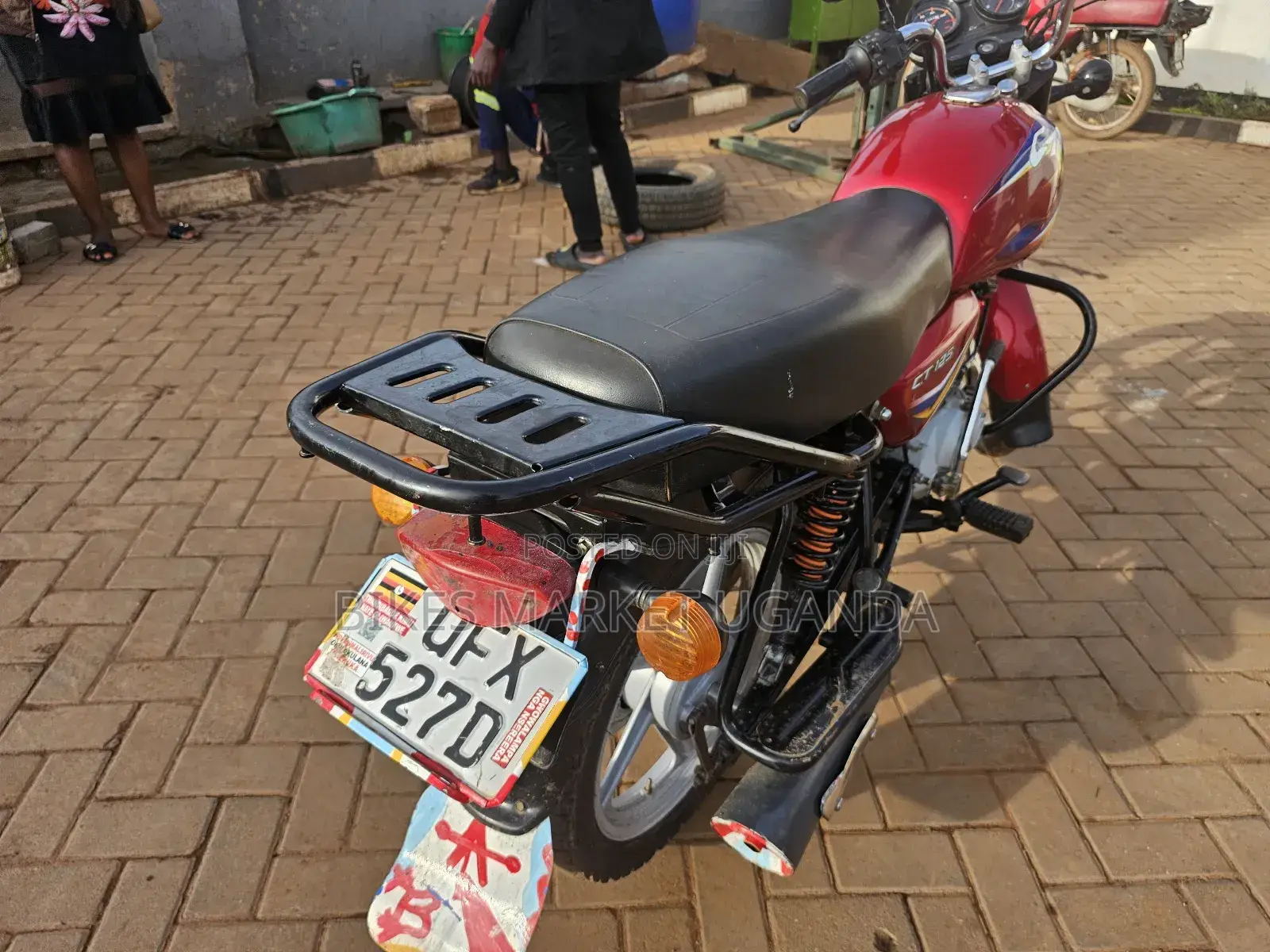 Bajaj CT 110X 2023 Red