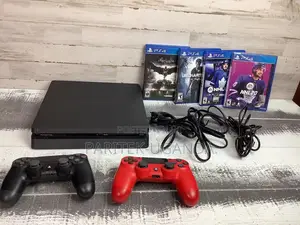 Ps4 Console Slim With 10 Games + 02 Controllers + 500gb HDD
