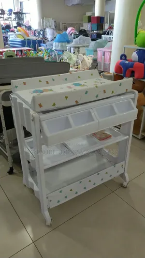 - Changing Table and Bath | 7 Decors | Baby Storage Bath