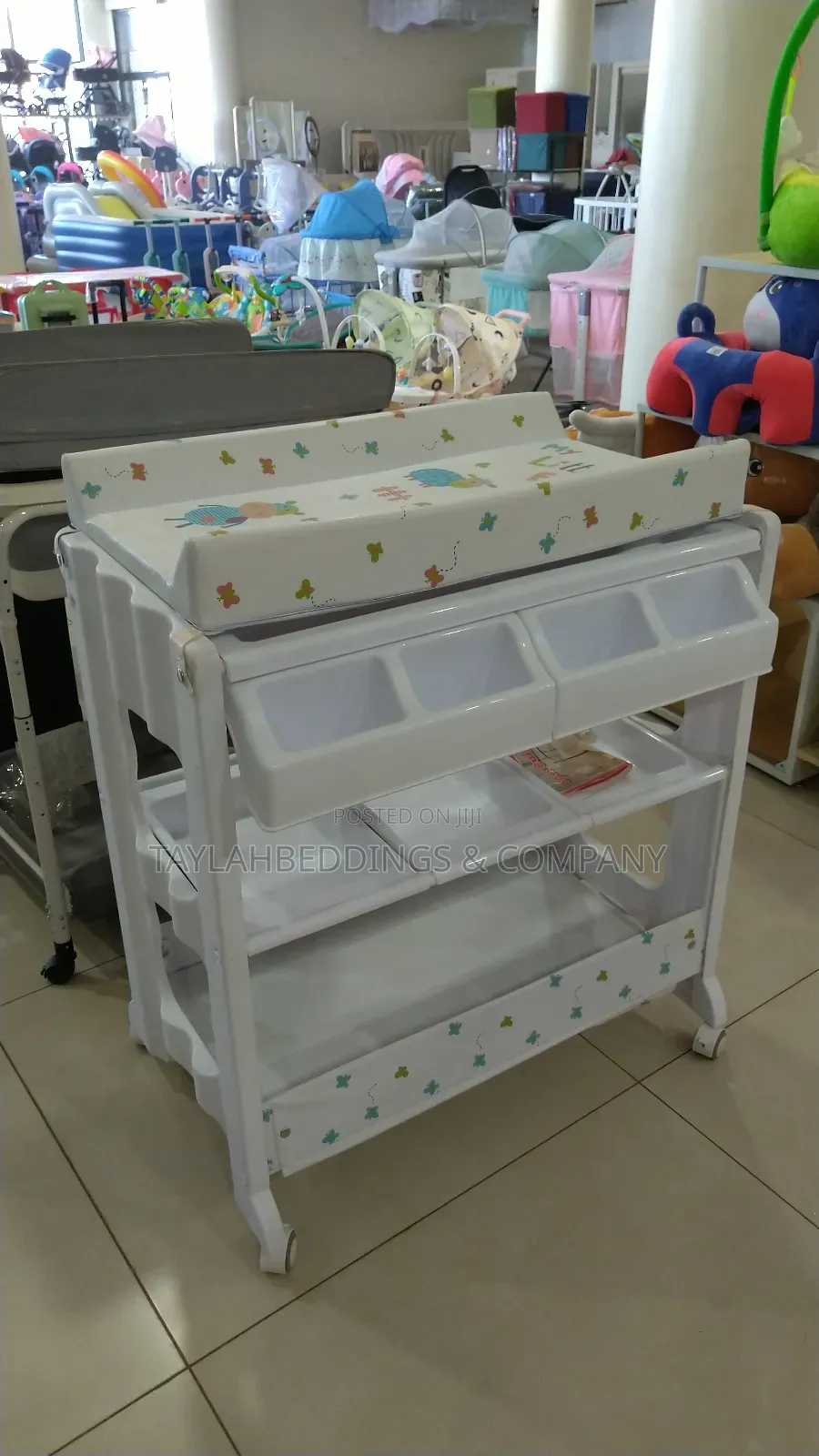 - Changing Table and Bath | 7 Decors | Baby Storage Bath