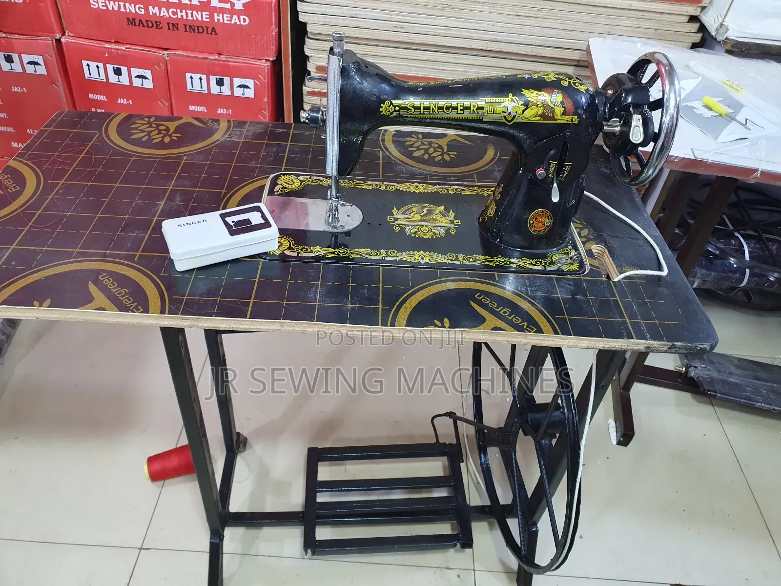 New Singer Sewing Machine Full Set