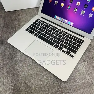 New Laptop Apple MacBook Air 8GB Intel Core I5 SSHD (Hybrid) 256GB