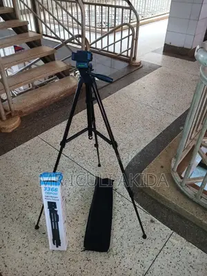 Lightweight 1.4mtrs Adjustable Phone and Camera Tripod Stand