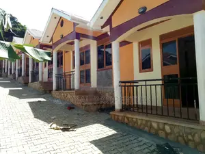1bdrm Bungalow in Mbalwa Estate, Central Division for rent