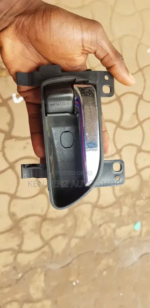 Interior Door Handle for Subaru Forester Sh5