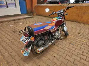 Bajaj Boxer 2017 Red