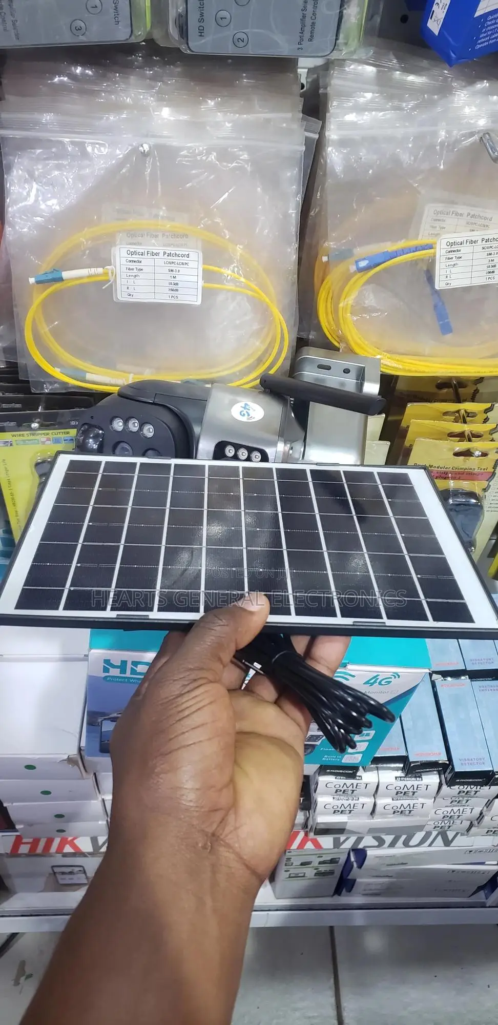 4G and Wifi Solar PTZ Camera