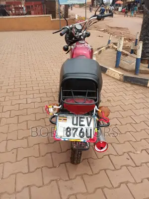 Bajaj Boxer 2021 Red