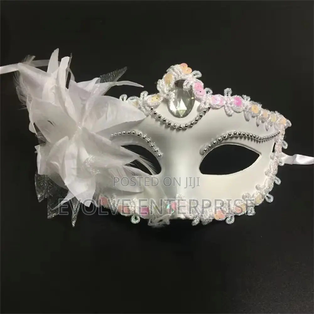 Halloween Masquerade Painted Golden Powder Half-Face Mask