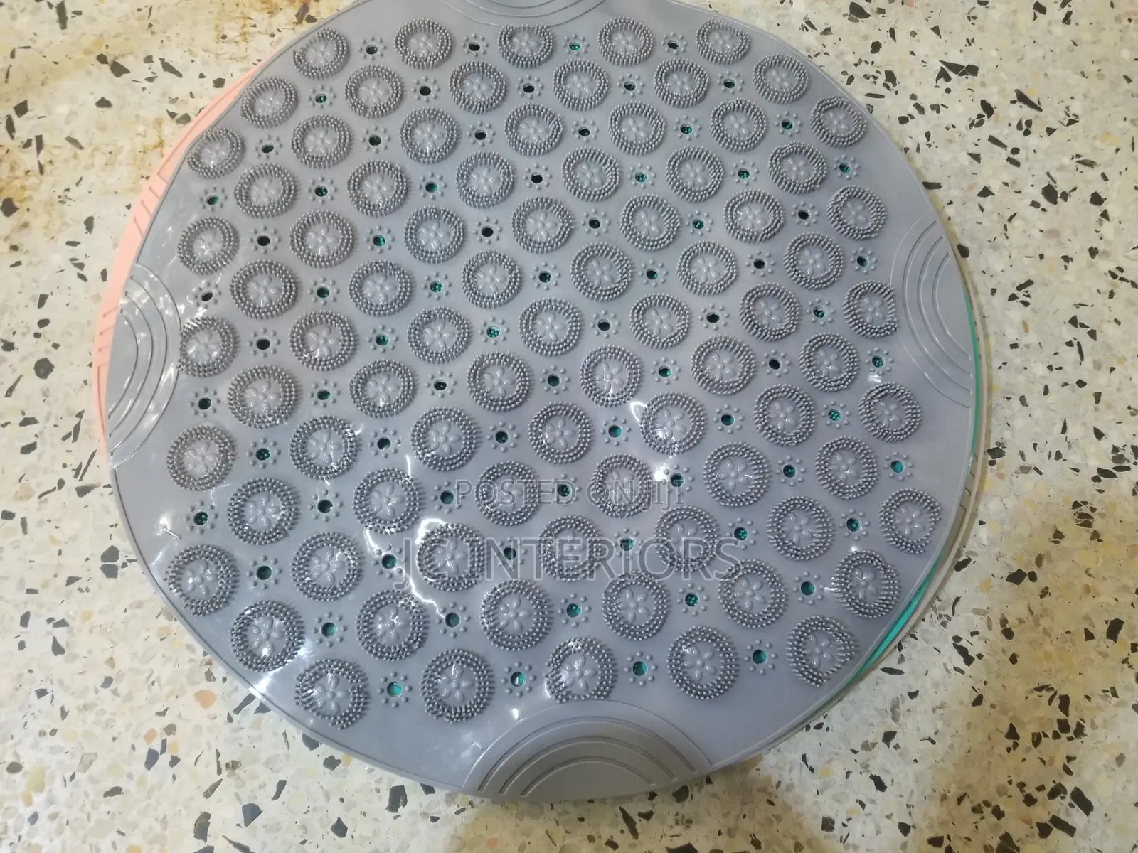 Anti Slipperry BATH Mat