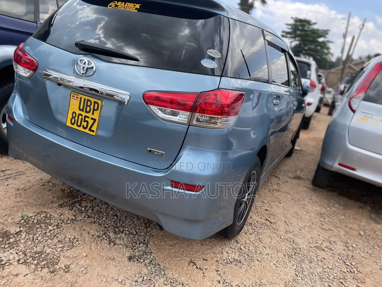 Toyota Wish 2010 Blue
