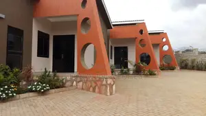 2bdrm Bungalow in Najjera Estate, Central Division for rent