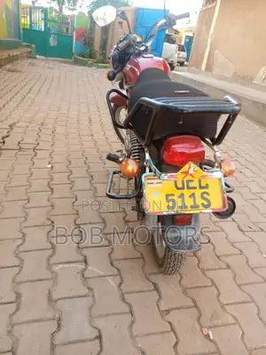 TVS HLX 125 2021 Red