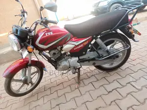 TVS HLX 125 2021 Red