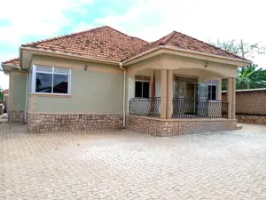 4bdrm Bungalow in Naalya Estate, Central Division for rent