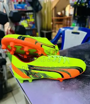 Football Shoes (Multicolor)