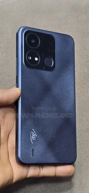 Itel A04 32 GB Black