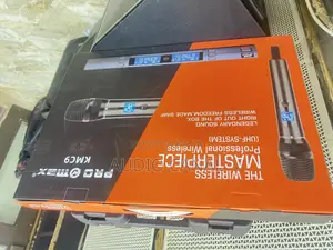 Promax UHF KMC9 Wireless Microphone