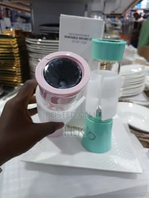 Rechargeable Portable Glass Juicer Cup