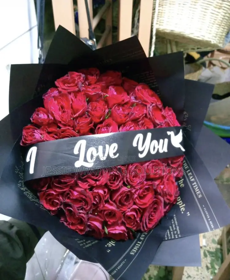 Jessie Wrapping Solutions and Roses