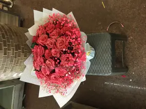 Jessie Wrapping Solutions and Roses