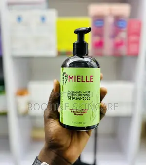 Mielle Rosemary Mint Strengthening Shampoo
