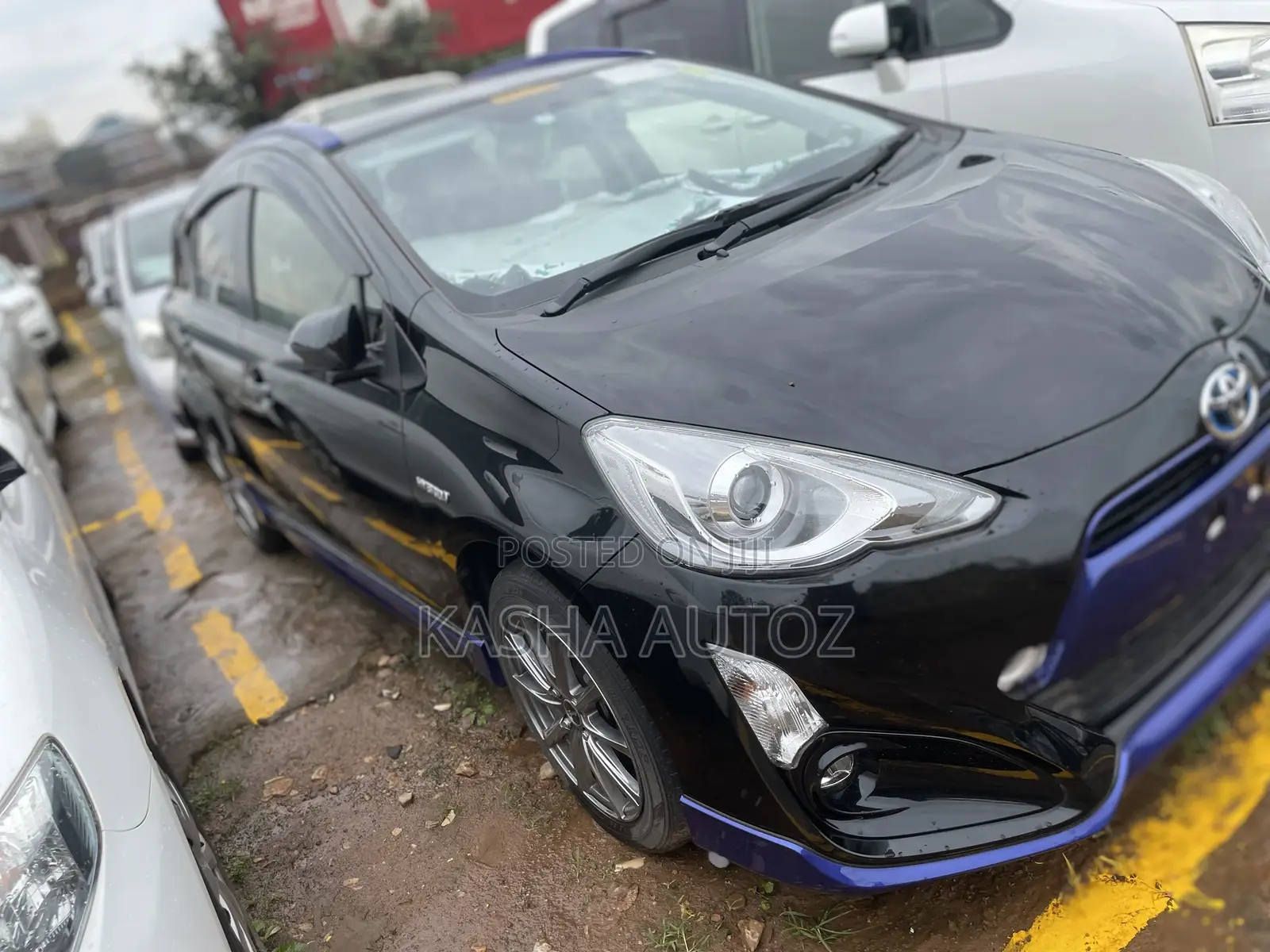 Toyota Aqua 2016 Black