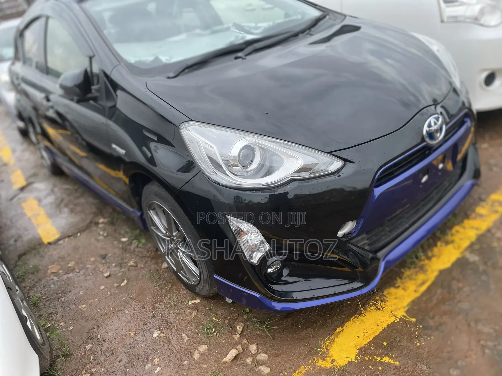Toyota Aqua 2016 Black