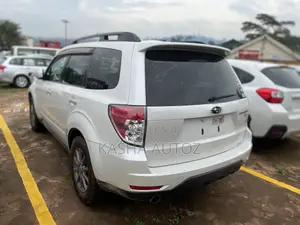 Subaru Forester 2010 White