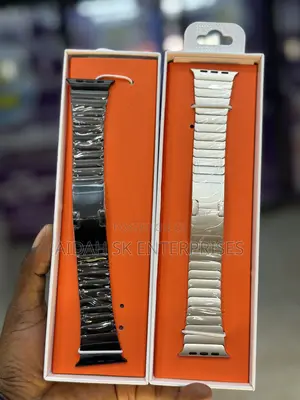 Stainless Steel Apple Watch Straps.