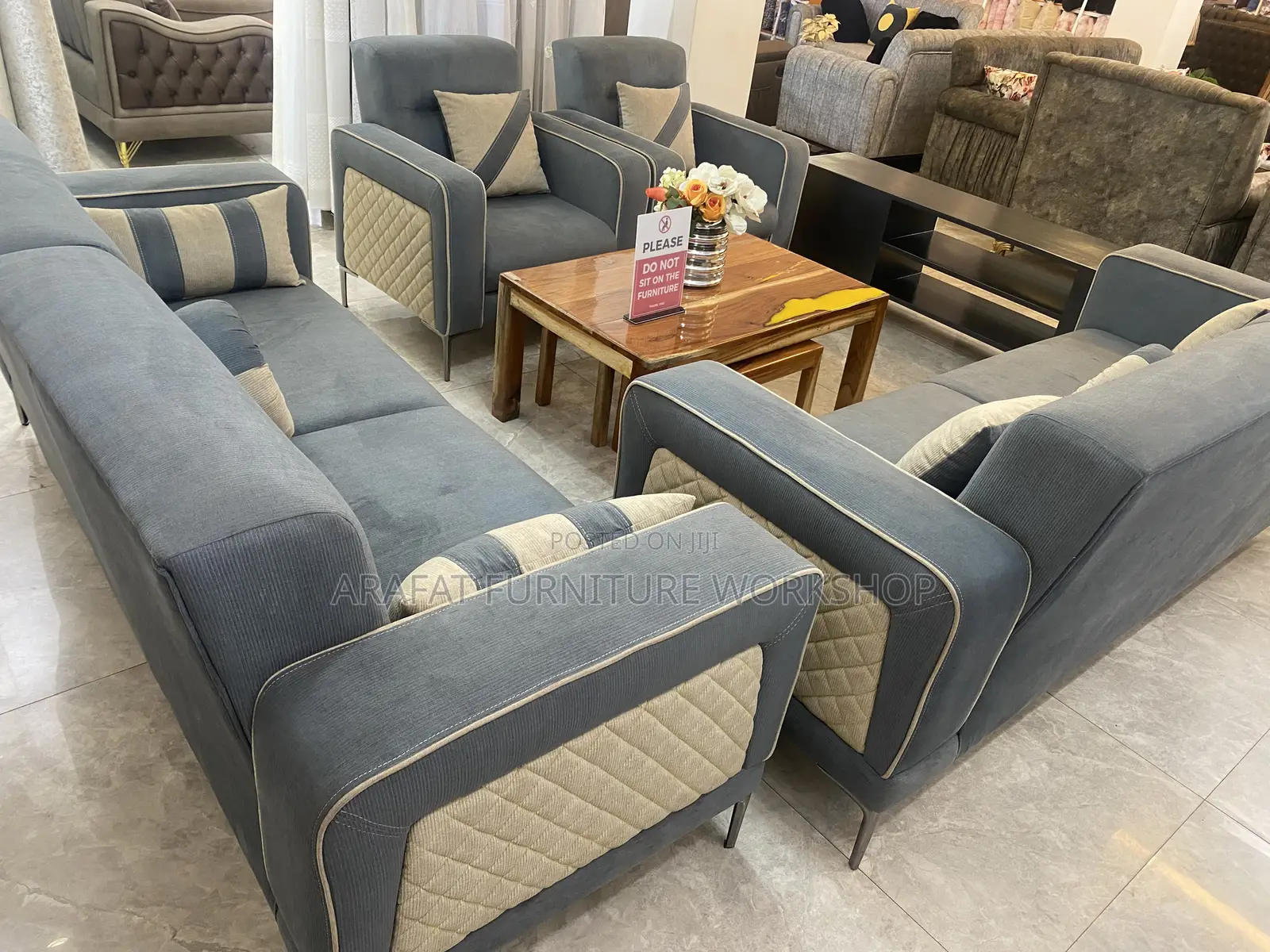 Highdensity Luxury Couch/ Sofa Set