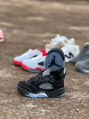Grand Kids Sneakers. Kids Jordans