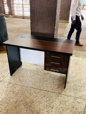 OFFICE DESK ( 120cm) White Face