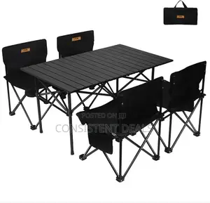 Set of 4 Foldable Camping Chairs and Table