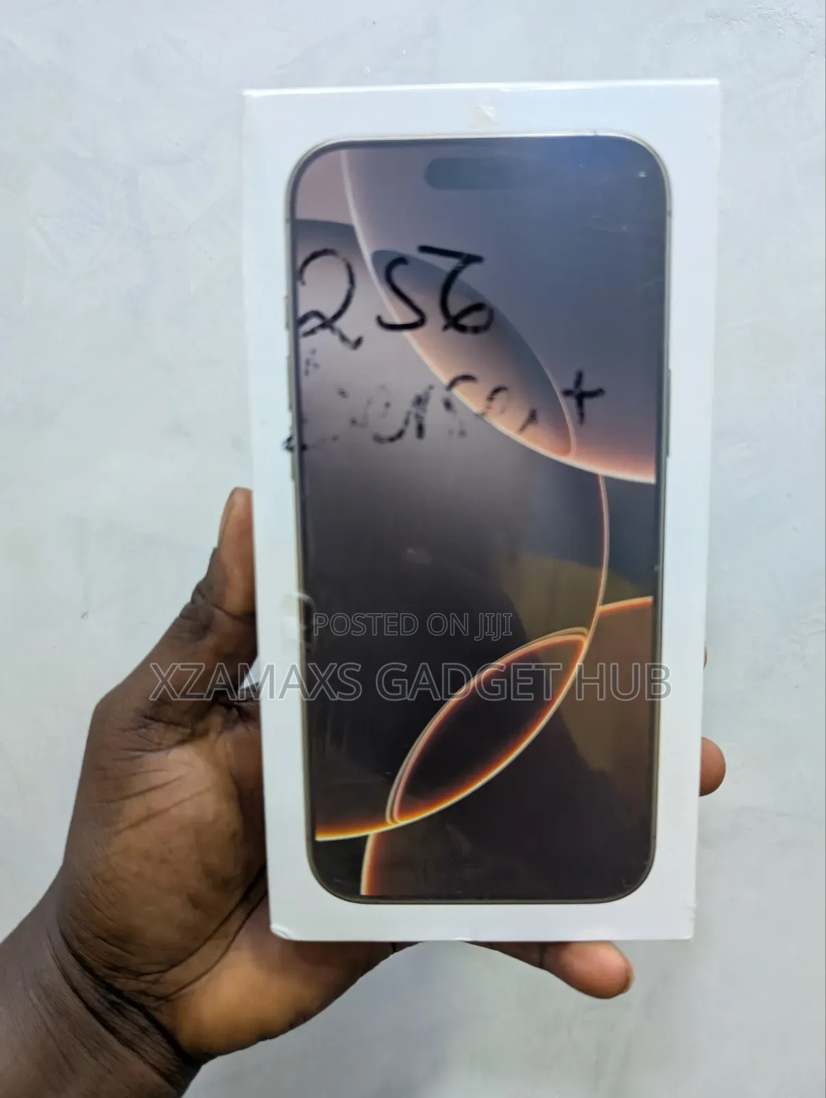 New Apple iPhone 16 Pro Max 256 GB Bronze