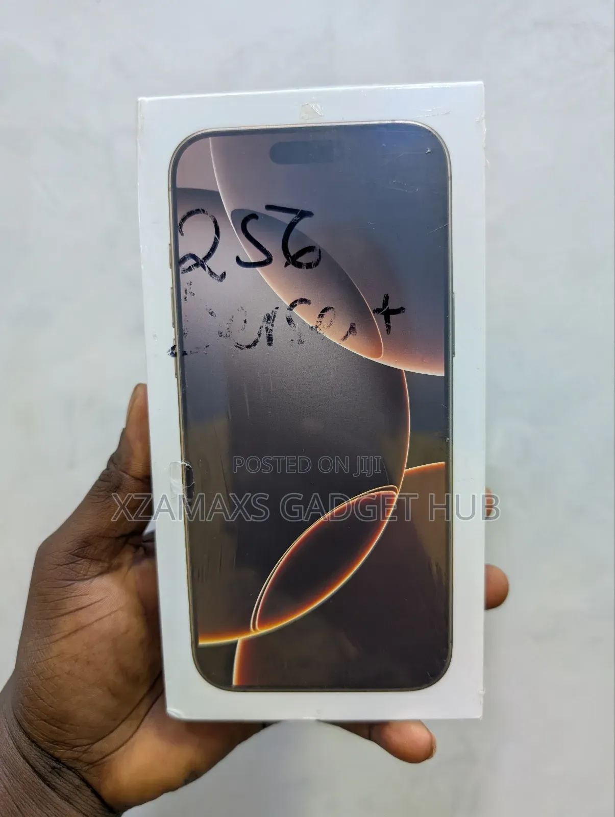 New Apple iPhone 16 Pro Max 256 GB Bronze