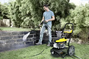 German KÄRCHER Petrol Powered High Pressure Washer 180 Bar